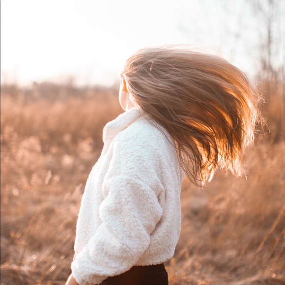 Meet your Posher, Abigail - Picture 1 of 1